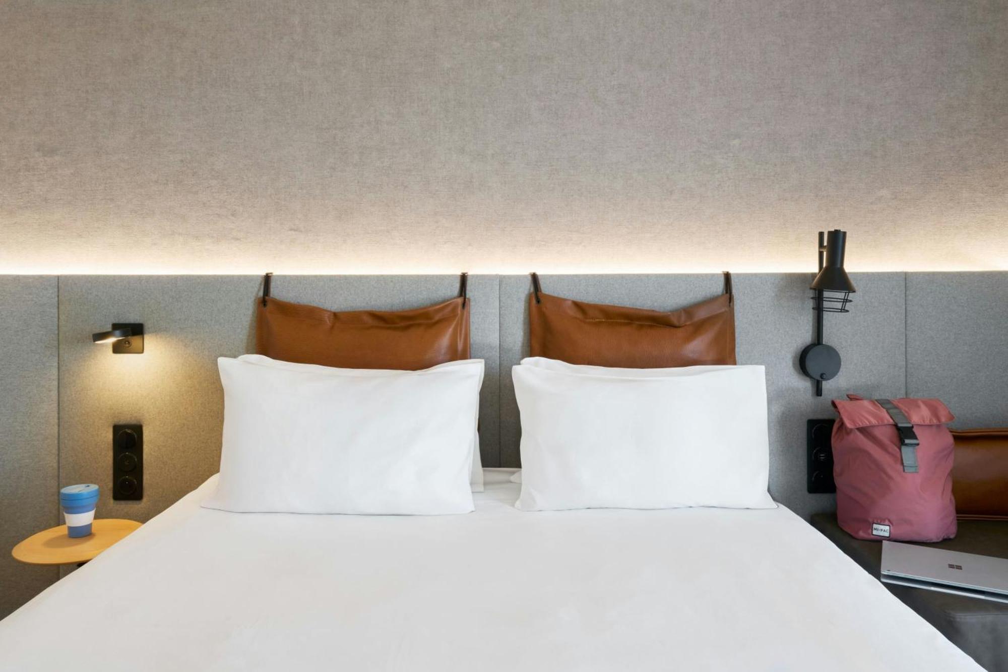 Flex King Room with Sofa Bed,1746857805:JPEG