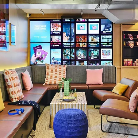 Moxy Paris Bastille-2